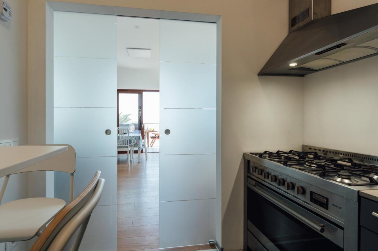 Appartamento In Villa Con Accesso Al Mare, Vista Mozzafiato Palermo Eksteriør bilde